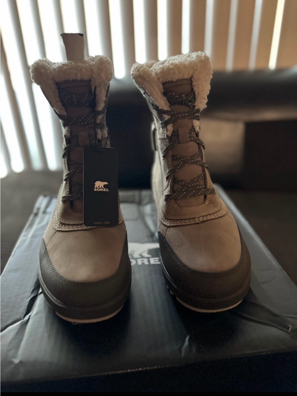 Sorel Women's Taupe Lace-Up Winter Boots with Sherpa Collar